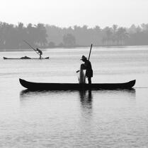 Pêche à Cochin en Inde. © Philip Plisson / Plisson La Trinité / AA17734 - Nos reportages photos - Pêcheur