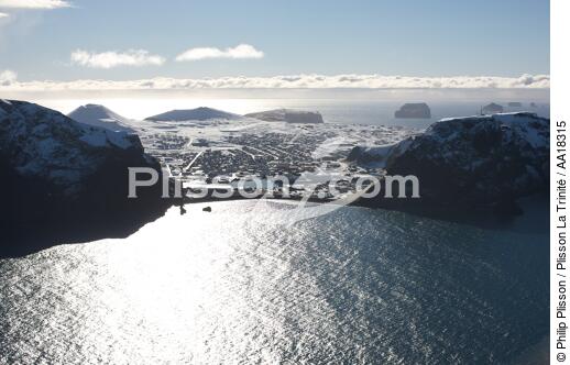 Les îles Westman en Islande. - © Philip Plisson / Plisson La Trinité / AA18315 - Nos reportages photos - Reflet
