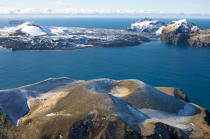 Les îles Westman en Islande. © Philip Plisson / Plisson La Trinité / AA18316 - Nos reportages photos - Paysage intérieur