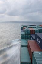 Container ship in the North Sea. © Philip Plisson / Plisson La Trinité / AA18385 - Photo Galleries - Containership