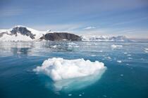 Glacier en Antarctique. © Philip Plisson / Plisson La Trinité / AA18736 - Nos reportages photos - Antarctique