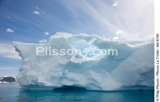 Antarctique. - © Philip Plisson / Plisson La Trinité / AA18746 - Nos reportages photos - Glace