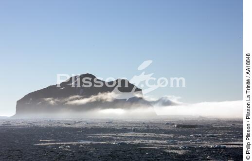 Brown Bluff en Antarctique. - © Philip Plisson / Plisson La Trinité / AA18848 - Nos reportages photos - Site (Antarctique)