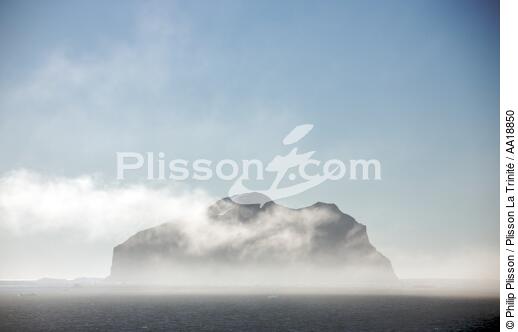 Brown Bluff en Antarctique. - © Philip Plisson / Plisson La Trinité / AA18850 - Nos reportages photos - Antarctique
