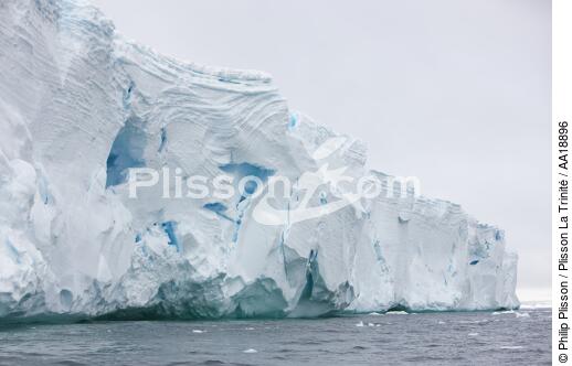 Antarctica. - © Philip Plisson / Plisson La Trinité / AA18896 - Photo Galleries - Ice