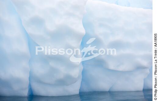 Antarctique. - © Philip Plisson / Plisson La Trinité / AA18905 - Nos reportages photos - Glace