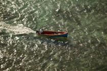 Canot de pêche à la Martinique © Philip Plisson / Plisson La Trinité / AA19204 - Nos reportages photos - Barque
