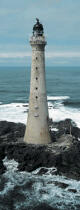 Le phare Skerryvore en Ecosse © Philip Plisson / Plisson La Trinité / AA19670 - Nos reportages photos - Panoramique vertical