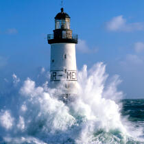 Le phare d'Ar Men dans le Finistère. © Guillaume Plisson / Plisson La Trinité / AA19834 - Nos reportages photos - Phare [29]