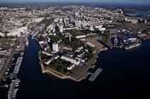 Port de Lorient. © Philip Plisson / Plisson La Trinité / AA20510 - Nos reportages photos - Lorient