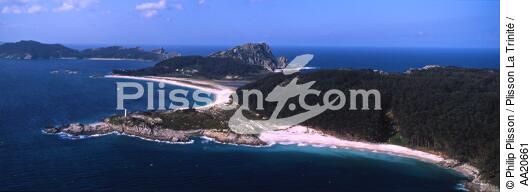 Islas Cies. - © Philip Plisson / Plisson La Trinité / AA20661 - Nos reportages photos - Phares Espagne