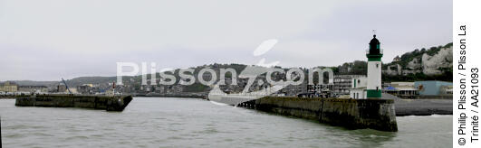 Le Treport. - © Philip Plisson / Plisson La Trinité / AA21093 - Nos reportages photos - Du Tréport à l'estuaire de la Seine