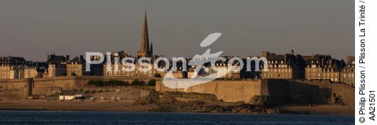 Saint-Malo. - © Philip Plisson / Plisson La Trinité / AA21501 - Nos reportages photos - Rempart