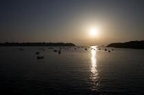 Saint-Malo. © Philip Plisson / Plisson La Trinité / AA21572 - Nos reportages photos - Coucher de soleil