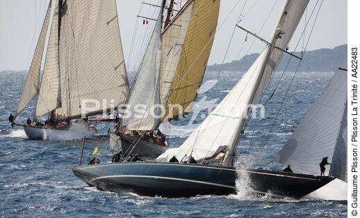 Shamrock V. - © Guillaume Plisson / Plisson La Trinité / AA22483 - Photo Galleries - J Class yacht