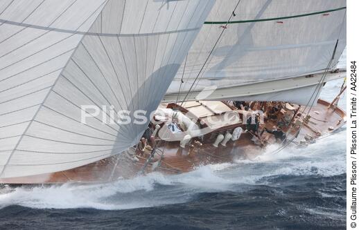 Shamrock V. - © Guillaume Plisson / Plisson La Trinité / AA22484 - Photo Galleries - J Class yacht