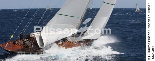 Shamrock V. - © Guillaume Plisson / Plisson La Trinité / AA22489 - Photo Galleries - J Class yacht