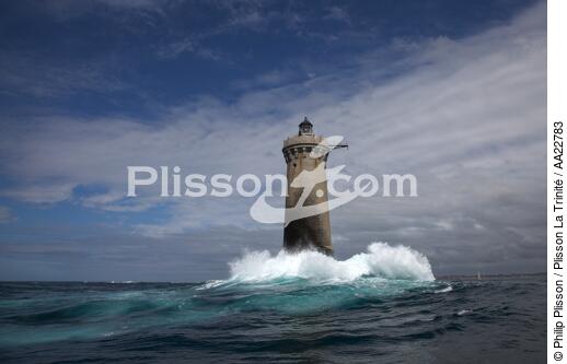 Le phare du Four. - © Philip Plisson / Plisson La Trinité / AA22783 - Nos reportages photos - Phare [29]