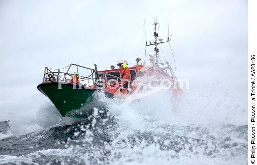 Canot de sauvetage - SNSM - © Philip Plisson / Plisson La Trinité / AA23136 - Nos reportages photos - Sauveteur en mer