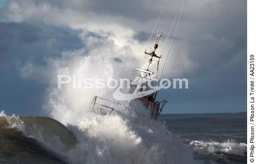 Le canot tout temps de l'île d'Oléron. - © Philip Plisson / Plisson La Trinité / AA23159 - Nos reportages photos - Sauvetage en mer