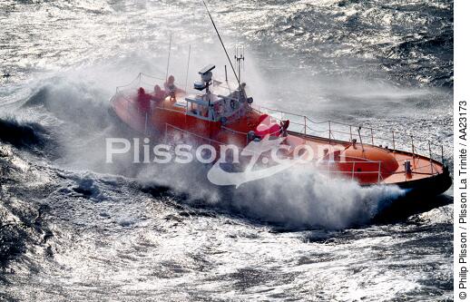 Canot de sauvetage - SNSM - © Philip Plisson / Plisson La Trinité / AA23173 - Nos reportages photos - Sauveteur en mer
