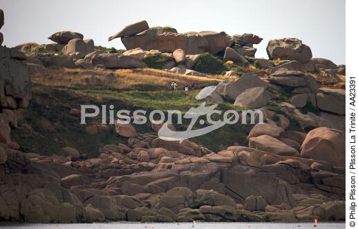 Ploumanac'h sur la côte de granit rose. - © Philip Plisson / Plisson La Trinité / AA23391 - Nos reportages photos - Côtes d'Armor
