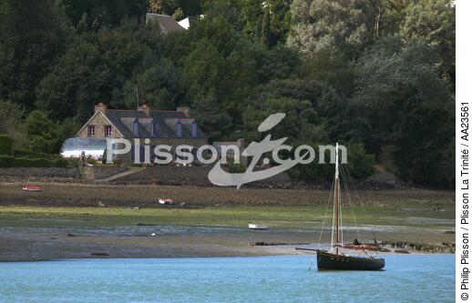 On the Jaudy river. - © Philip Plisson / Plisson La Trinité / AA23561 - Photo Galleries - From Paimpol to Sept-Iles