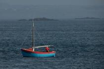 Molène island © Philip Plisson / Plisson La Trinité / AA23675 - Photo Galleries - Fisherman