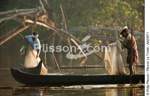 Fisherman near Cochin. - © Philip Plisson / Plisson La Trinité / AA23971 - Photo Galleries - Site of interest [Kerala]
