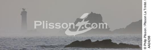 The Nividic lighthouse on Ouessant - © Philip Plisson / Plisson La Trinité / AA24298 - Photo Galleries - Ouessant Island and Molène Archipelago