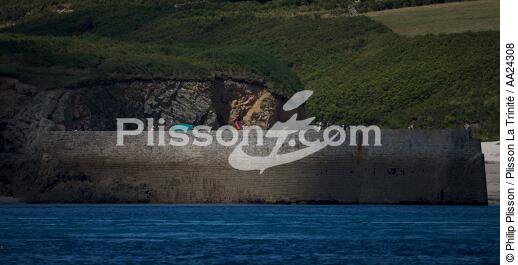 Ouessant - © Philip Plisson / Plisson La Trinité / AA24308 - Nos reportages photos - Môle