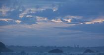 Ouessant island © Philip Plisson / Plisson La Trinité / AA24333 - Photo Galleries - Grey sky