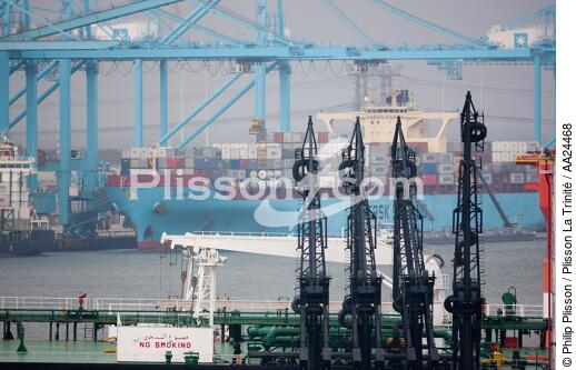 Le port de Rotterdam - © Philip Plisson / Plisson La Trinité / AA24468 - Nos reportages photos - Pays-Bas