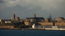 Le château de Brest © Philip Plisson / Plisson La Trinité / AA24830 - Nos reportages photos - Ville [29]