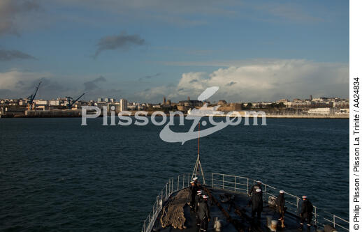 The frigate Latouche Treville arriving in Brest - © Philip Plisson / Plisson La Trinité / AA24834 - Photo Galleries - Latouche-Tréville
