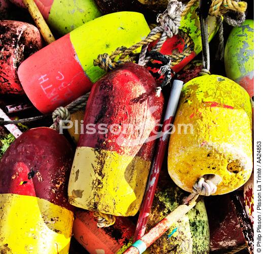 Buoys traps in Maine. - © Philip Plisson / Plisson La Trinité / AA24853 - Photo Galleries - Autumn Colors in New England