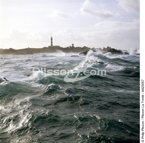 Phare de Créa'ch sur Ouessant - © Philip Plisson / Plisson La Trinité / AA25057 - Nos reportages photos - Tempêtes