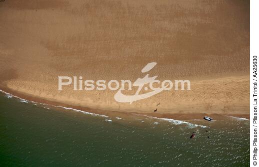 Ile de R2. - © Philip Plisson / Plisson La Trinité / AA25630 - Photo Galleries - Low tide