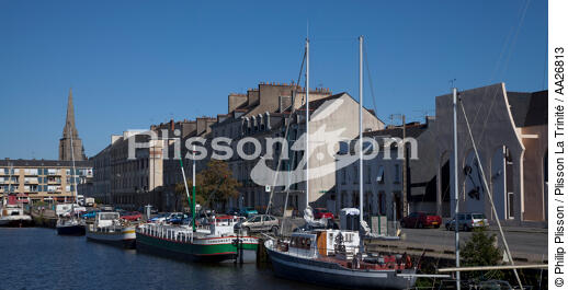 Redon Port - © Philip Plisson / Plisson La Trinité / AA26813 - Photo Galleries - From Quiberon to the Vilaine river