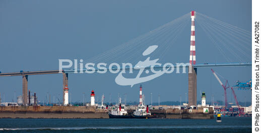 Saint-Nazaire - © Philip Plisson / Plisson La Trinité / AA27082 - Nos reportages photos - Port