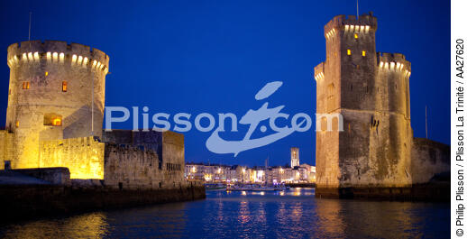 La Rochelle - © Philip Plisson / Plisson La Trinité / AA27620 - Photo Galleries - From Ré island to La Coubre Point