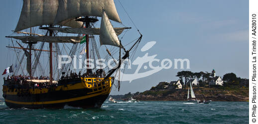 La Semaine du Golfe 2011. - © Philip Plisson / Plisson La Trinité / AA28010 - Photo Galleries - Three-masted frigate