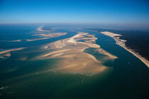 Arguin Sand Bank © Philip Plisson / Plisson La Trinité / AA28084 - Photo Galleries - Pilat [Dune]