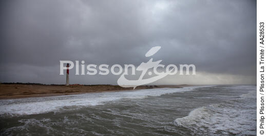 Plage de la Coubre - © Philip Plisson / Plisson La Trinité / AA28533 - Nos reportages photos - Phare [17]