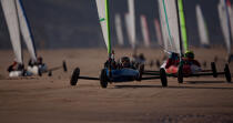 Grand Prix de Chars à voile à Omaha Beach © Philip Plisson / Plisson La Trinité / AA28716 - Nos reportages photos - Site [14]