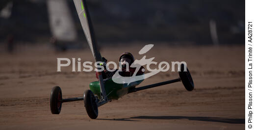 Grand Prix de Chars à voile à Omaha Beach - © Philip Plisson / Plisson La Trinité / AA28721 - Nos reportages photos - Site [14]