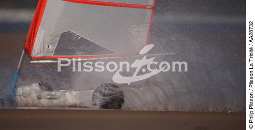 Grand Prix de Chars à voile à Omaha Beach - © Philip Plisson / Plisson La Trinité / AA28732 - Nos reportages photos - Normandie
