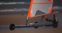 Grand Prix de Chars à voile à Omaha Beach © Philip Plisson / Plisson La Trinité / AA28735 - Nos reportages photos - Site [14]