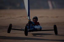 Grand Prix de Chars à voile à Omaha Beach © Philip Plisson / Plisson La Trinité / AA28755 - Nos reportages photos - Normandie
