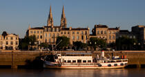 Bordeaux © Philip Plisson / Plisson La Trinité / AA28973 - Nos reportages photos - Lever de soleil